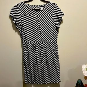 JCrew size 10 above the knee dress with pockets. Black and white striped.